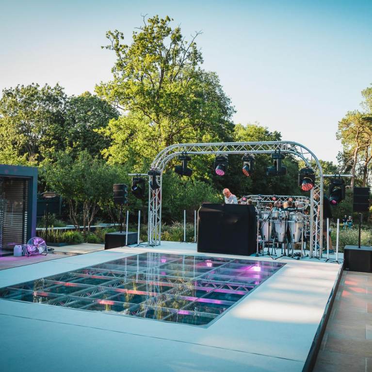 A dramatic centrepiece for your event