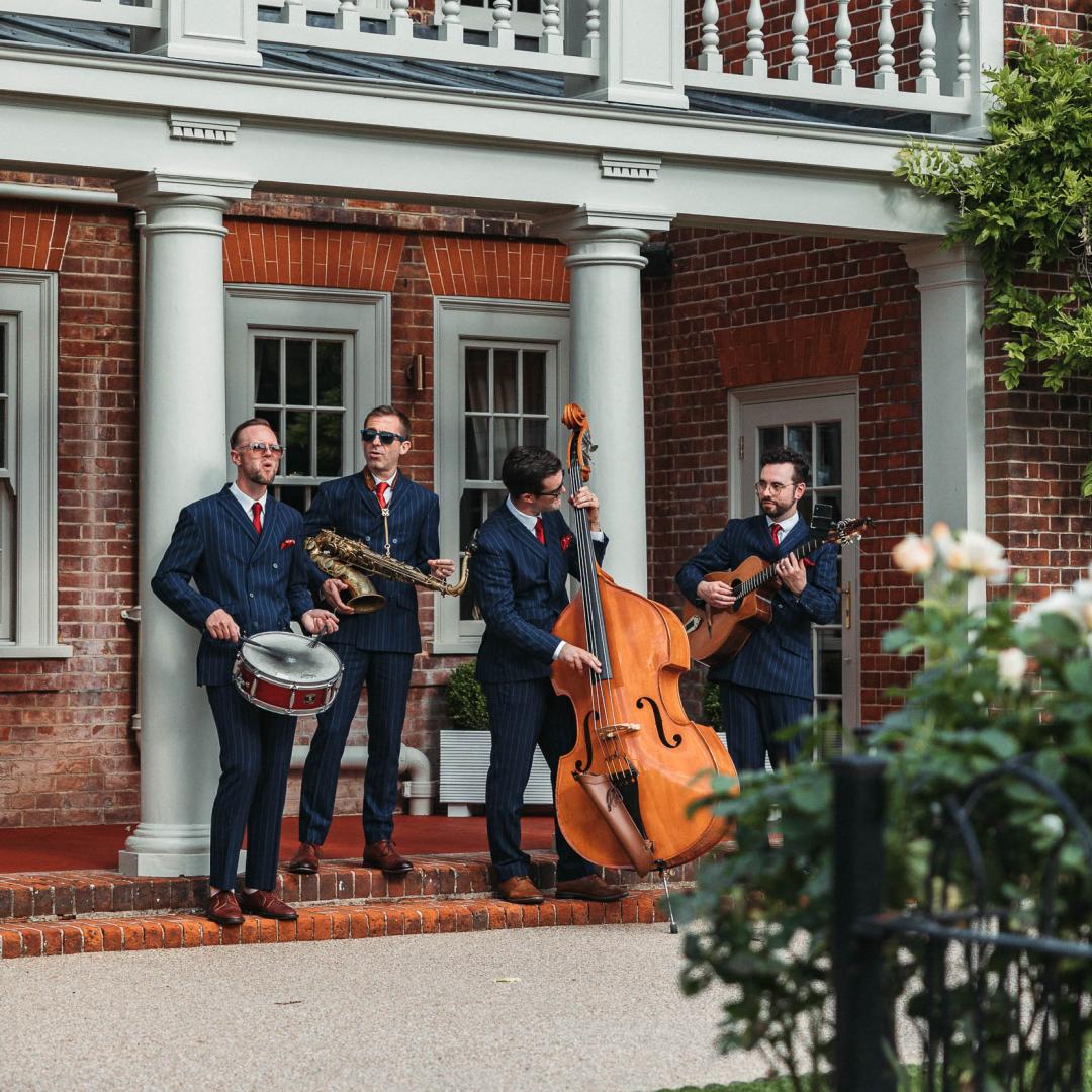 Entertainment Photo